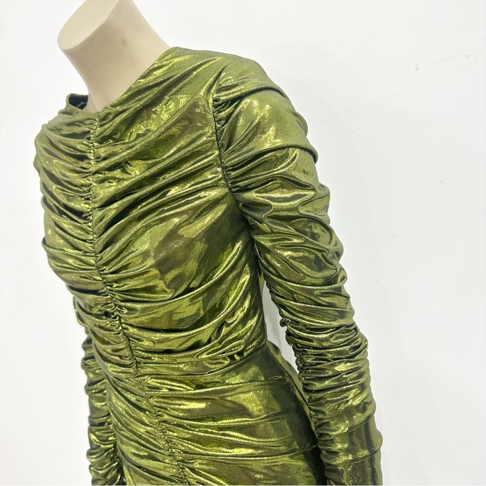 Liquid green ruched ELLE VOLVE fitted dress with long sleeves. Size S. - Picture 7 of 10